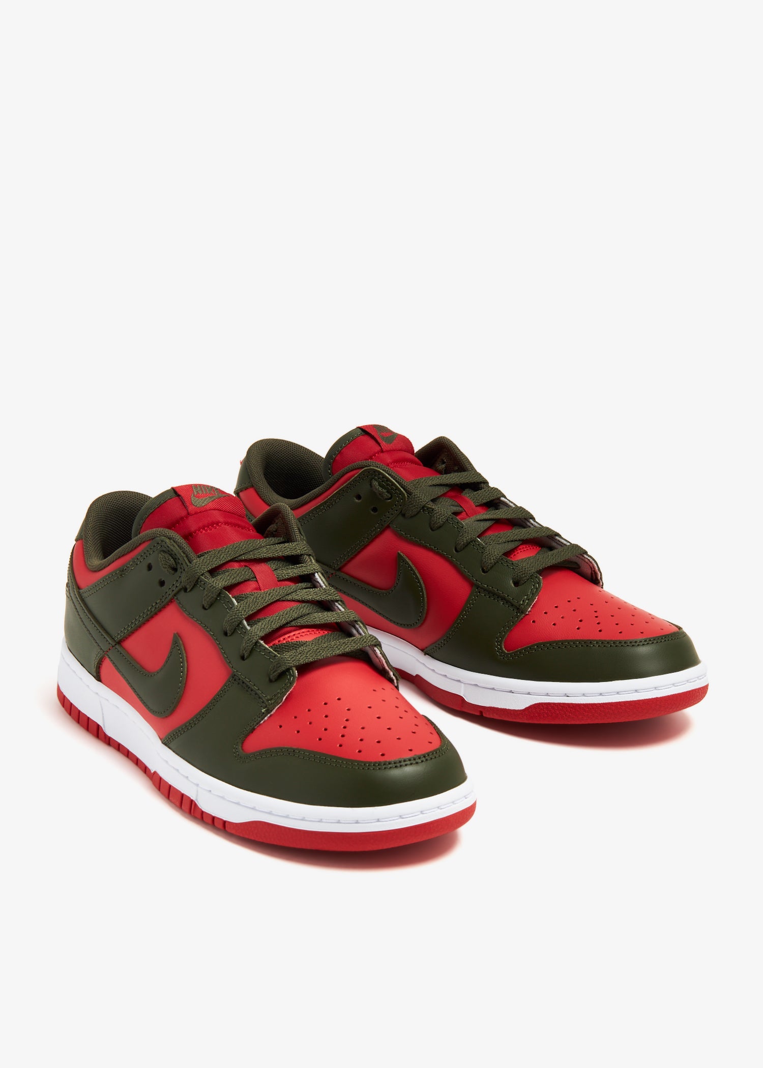 Dunk Low Cargo